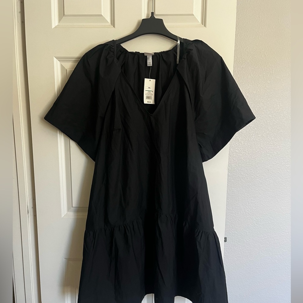 A New Day Women’s Flutter Sleeve Dress Black - NWT
XXL